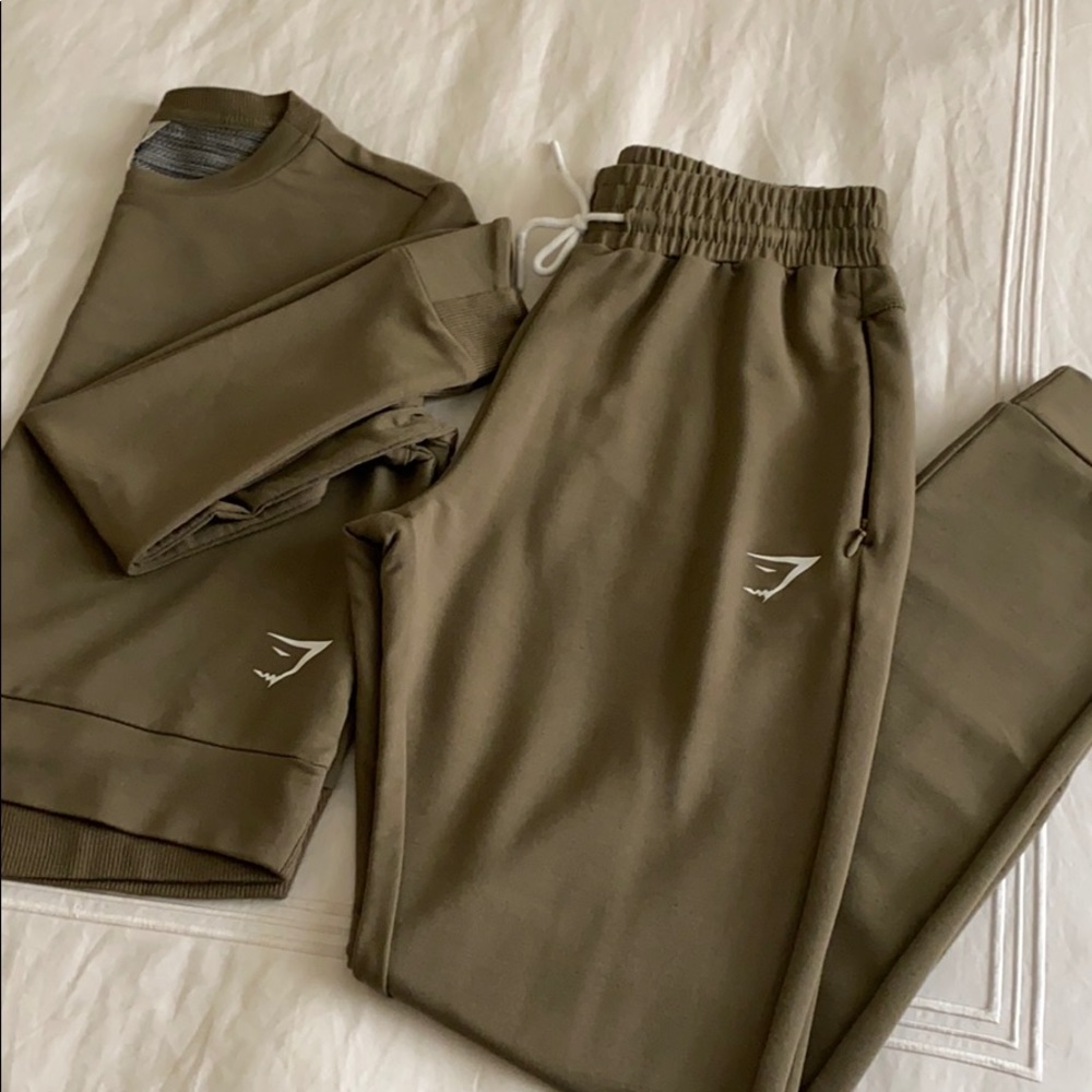 GymShark lounge outfit